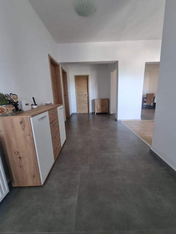 Apartment Mate Sukošan Esterno foto